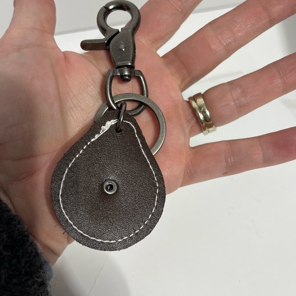 🔥Men’s faux leather keychain - Picture 3 of 4